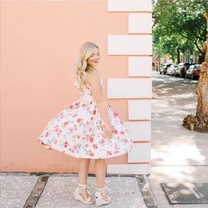 NEW Gal Meets Glam Cassie Back Bow Linen Dress